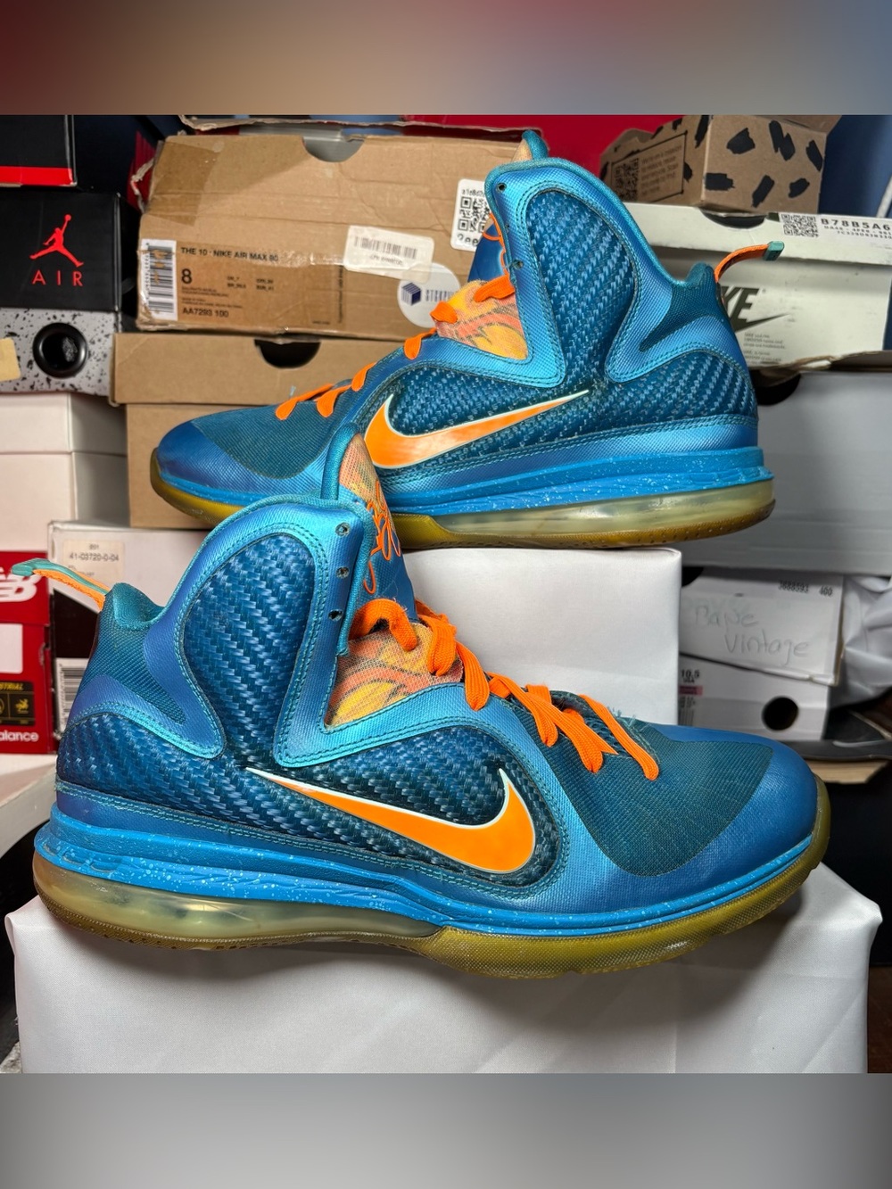 Size 10.5 - Nike LeBron 9 China - 469764-800
